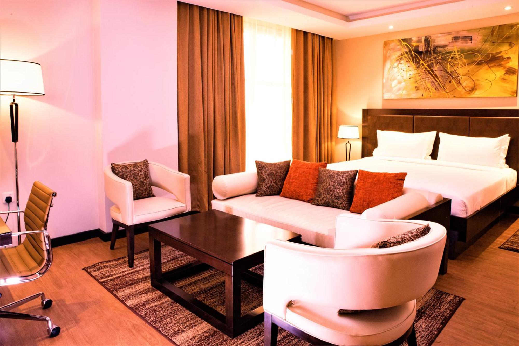 Doubletree By Hilton Отель