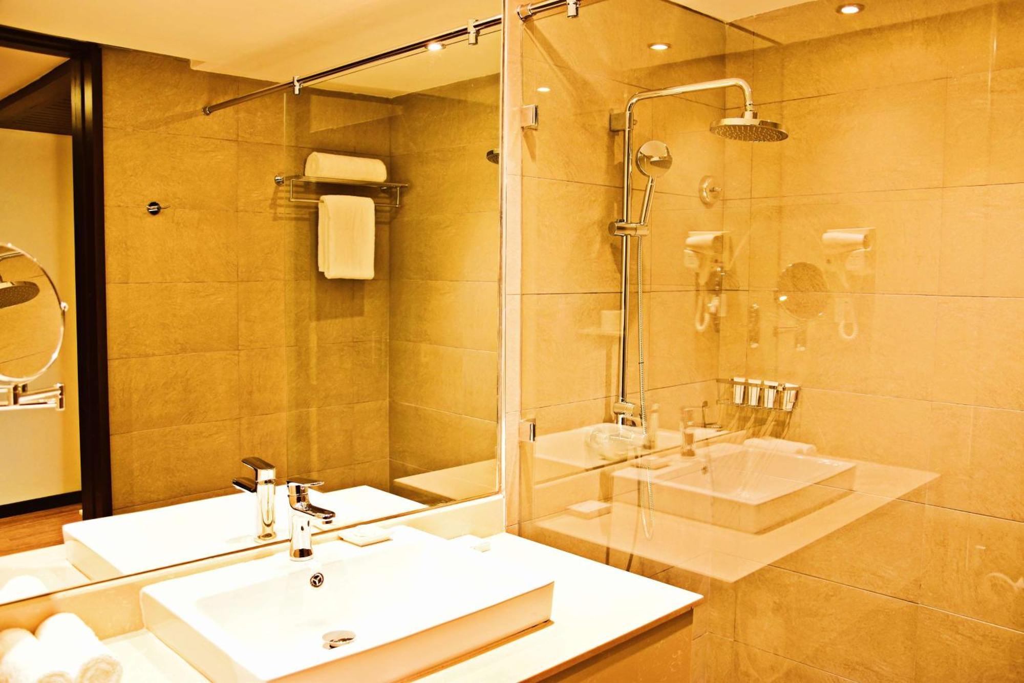 Doubletree By Hilton